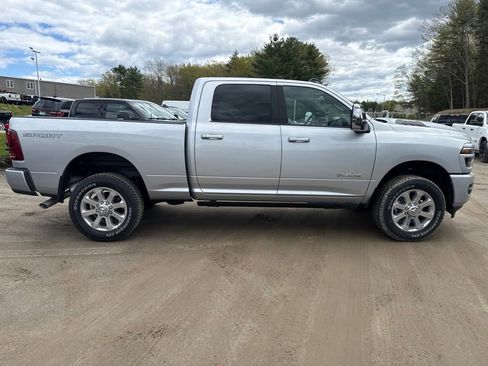 New 2026 RAM 2500 Laramie AWD/4WD image 6