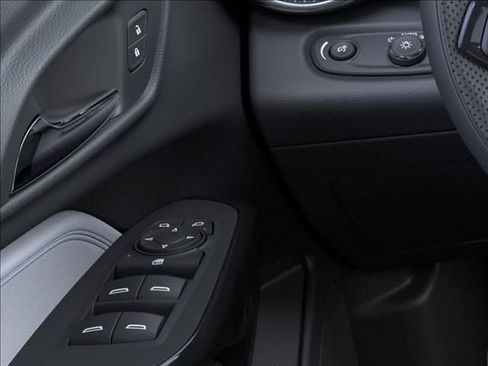 New 2026 Chevrolet Trax LT FWD image 22