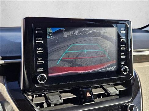 Used 2020 Toyota Corolla LE image 13