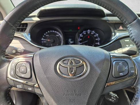 Used 2014 Toyota Avalon XLE Premium FWD image 12