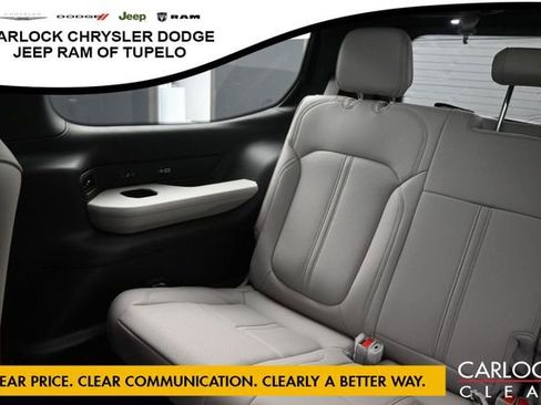 New 2026 Jeep Grand Wagoneer 4WD w/ Premium Group I image 32