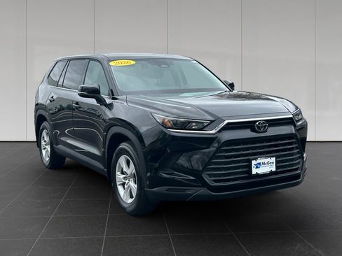 Used 2026 Toyota Grand Highlander LE image 7