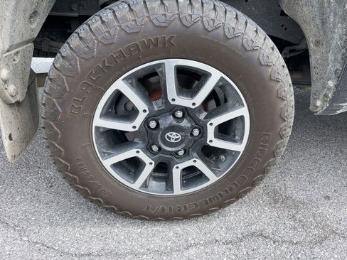 Used 2019 Toyota Tundra Limited w/ TRD Off Road Package AWD/4WD image 14