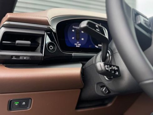 New 2026 Porsche Macan 4 Electric image 17