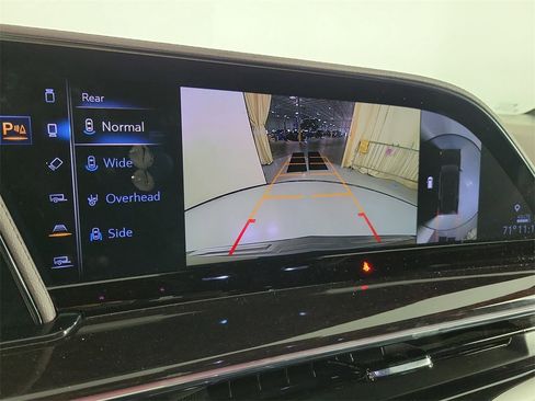 Certified 2023 Cadillac Escalade Premium Luxury Platinum w/ Heavy-Duty Trailer Package image 28