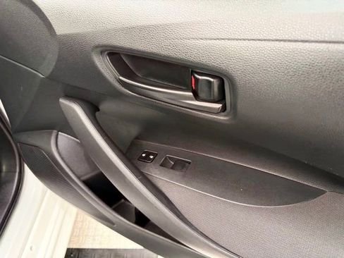 Used 2024 Toyota Corolla LE image 19