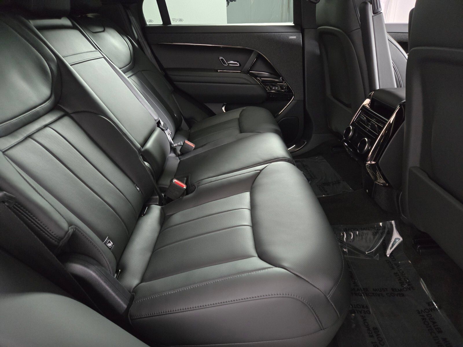 New 2026 Land Rover Range Rover Sport Dynamic SE AWD/4WD image 18