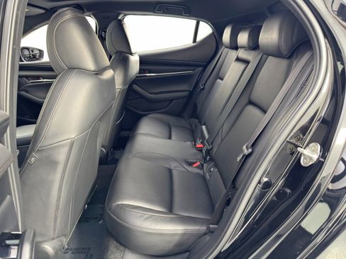 Used 2022 MAZDA MAZDA3 s image 37