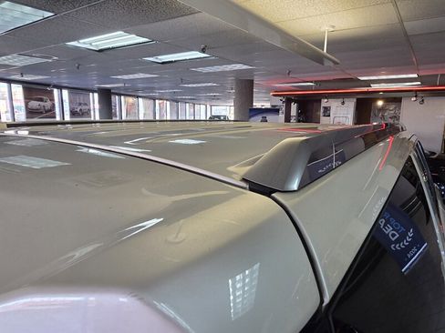 Used 2015 Cadillac Escalade ESV Luxury image 37