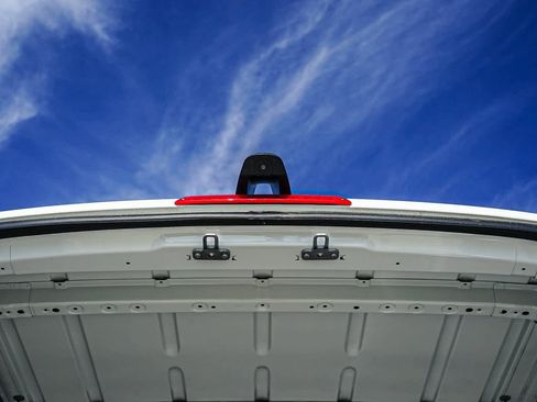 New 2024 Mercedes-Benz eSprinter 170 Cargo image 28