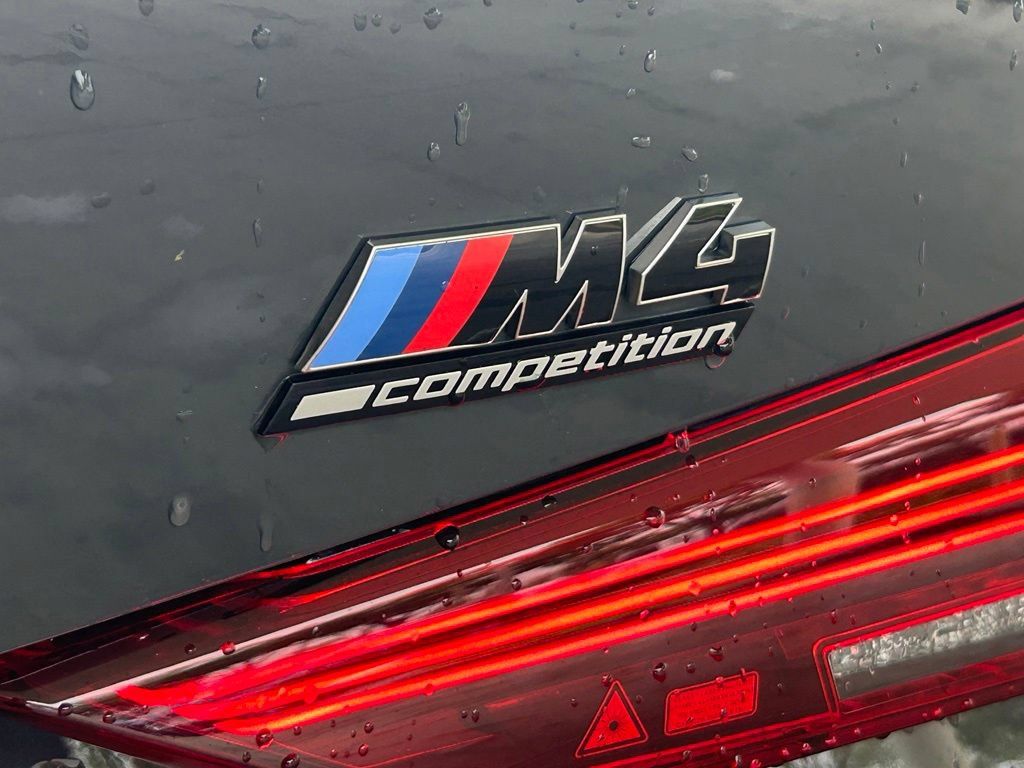 Used 2025 BMW M4 xDrive Competition w/ Executive Package AWD/4WD image 27