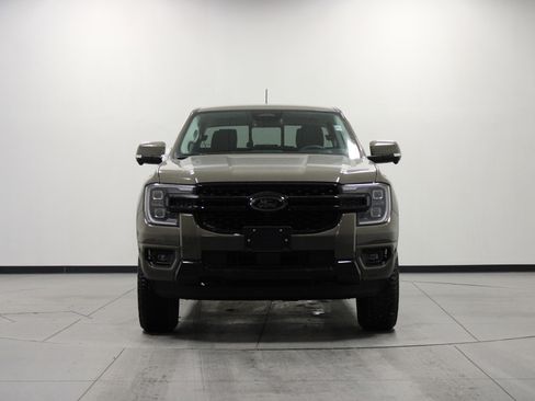 New 2025 Ford Ranger Lariat w/ Black Appearance Package image 9