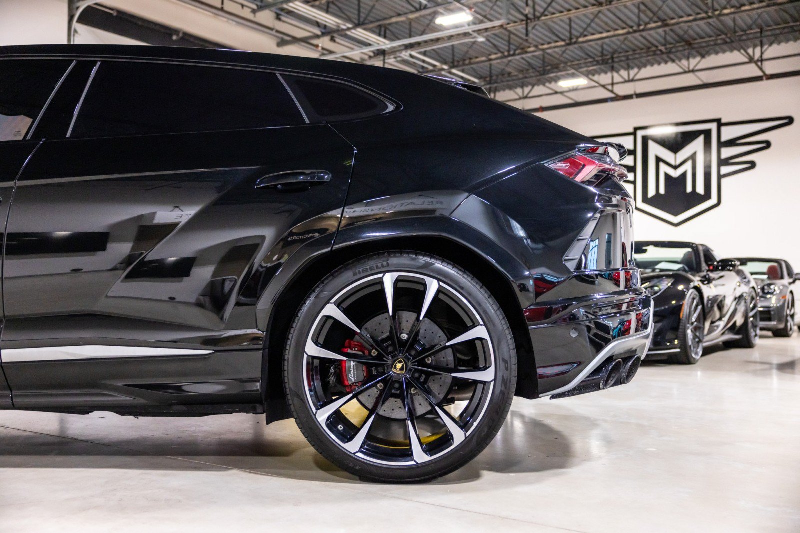 Used 2020 Lamborghini Urus AWD/4WD image 15