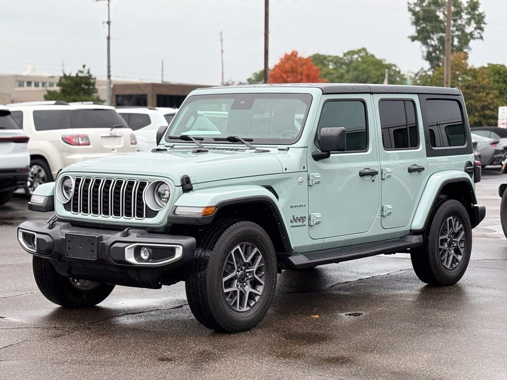 Used 2024 Jeep Wrangler Unlimited Sahara AWD/4WD image 41