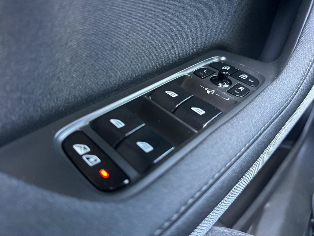 Used 2023 Polestar Polestar 2 FWD image 32