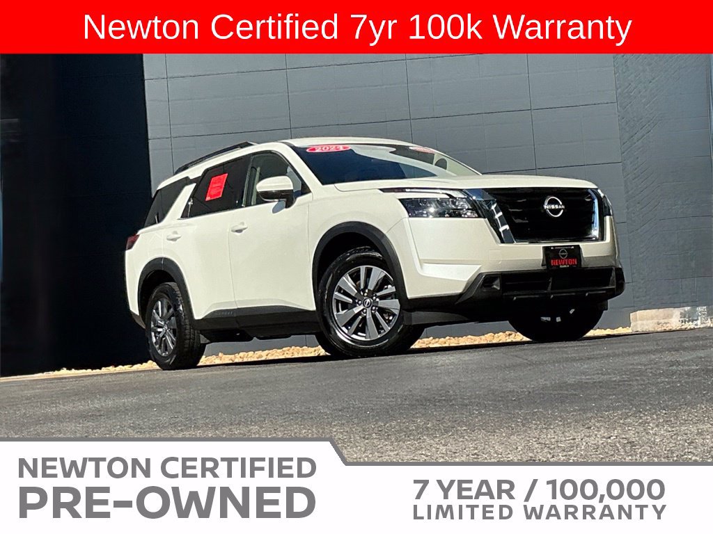 Used 2024 Nissan Pathfinder SV FWD image 25