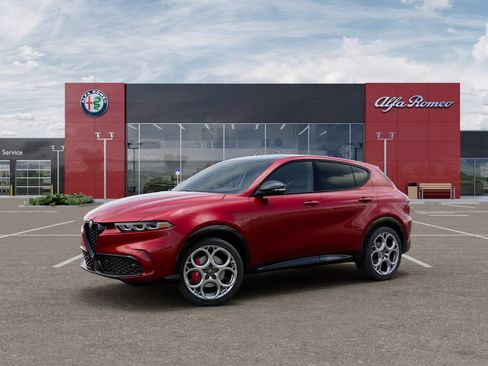New 2025 Alfa Romeo Tonale w/ Premium Package AWD/4WD image 2