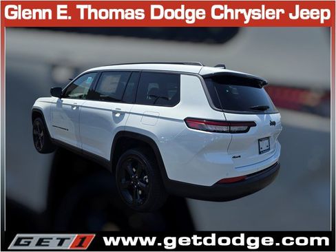 New 2026 Jeep Grand Cherokee L Limited w/ Limited Altitude Package AWD/4WD image 6