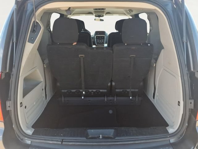 Used 2016 Dodge Grand Caravan SXT FWD image 19