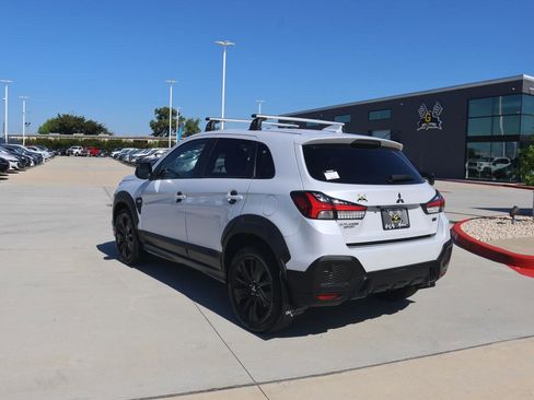 Used 2024 Mitsubishi Outlander Sport AWD image 3