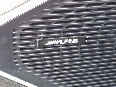 Used 2022 Jeep Wagoneer Series II AWD/4WD image 13