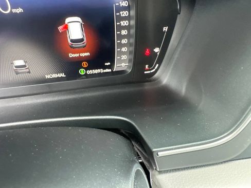 Used 2023 Honda Pilot Elite image 14