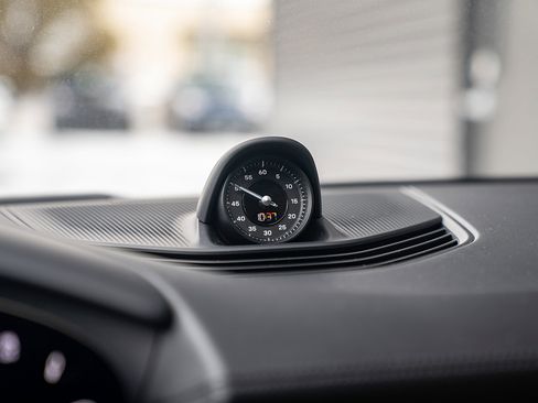 Certified 2023 Porsche Taycan GTS image 12