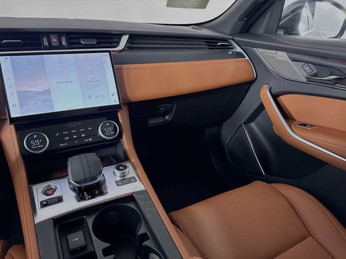 New 2026 Jaguar F-PACE R-Dynamic S image 24