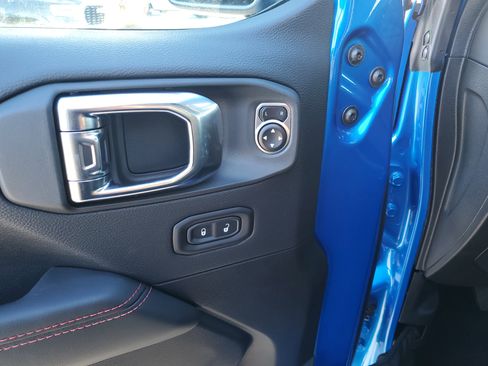 New 2026 Jeep Wrangler Unlimited Rubicon image 17