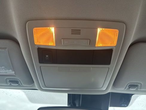 Used 2018 Toyota Tacoma SR5 image 33