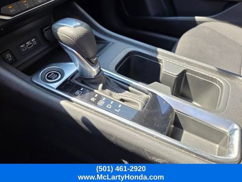 Used 2024 Nissan Sentra SV FWD image 26
