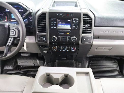 Used 2018 Ford F250 XL w/ Power Equipment Group AWD/4WD image 56
