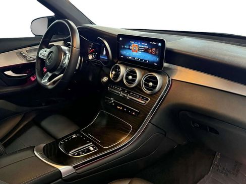 Used 2022 Mercedes-Benz GLC 300 image 19