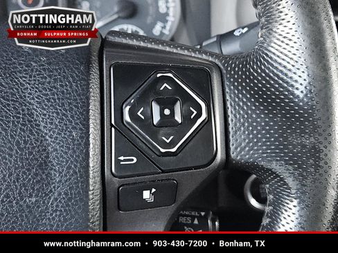 Used 2017 Toyota Tacoma TRD Off-Road w/ Tow Package AWD/4WD image 22