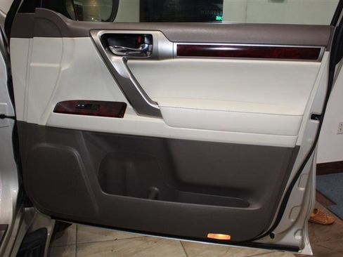 Used 2012 Lexus GX 460 w/ Comfort Plus Pkg AWD/4WD image 40