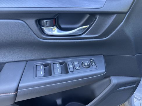 Used 2026 Honda CR-V Sport image 9
