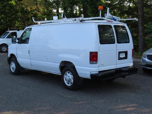 Used 2014 Ford E-150 and Econoline 150 RWD image 3