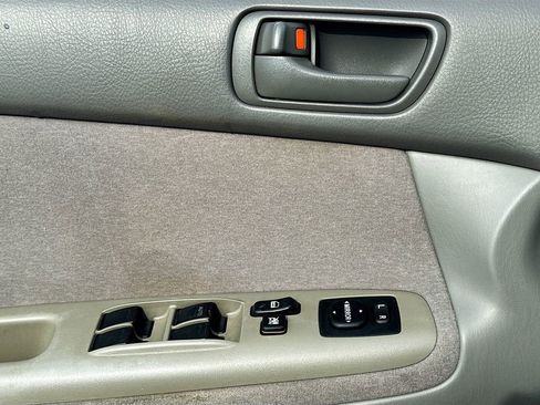 Used 2003 Toyota Camry LE image 20