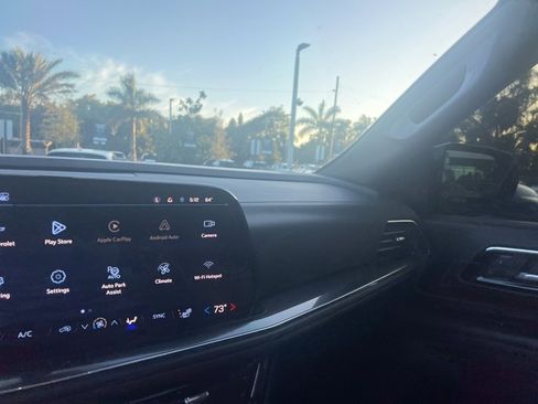 Used 2025 Chevrolet Suburban RST w/ Comfort Package image 51