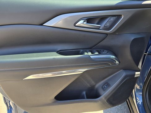 Used 2024 Chevrolet Traverse LT w/ LPO, Floor Liner Package FWD image 19