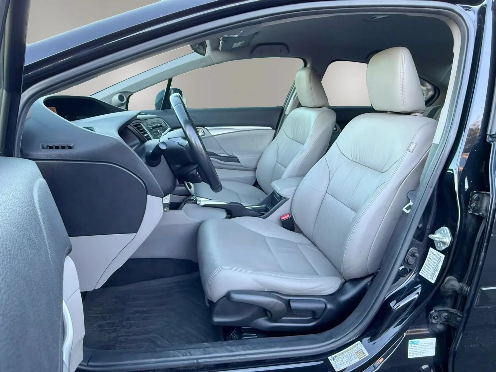 Used 2013 Honda Civic Hybrid Sedan image 11