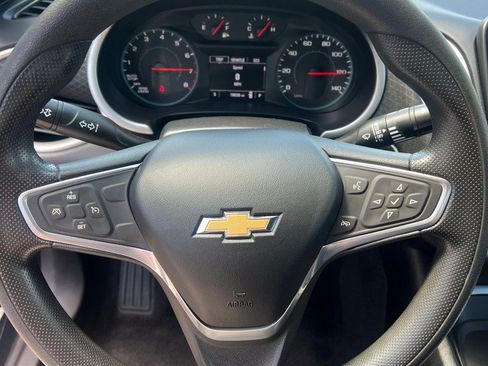 Used 2022 Chevrolet Malibu LT FWD image 26