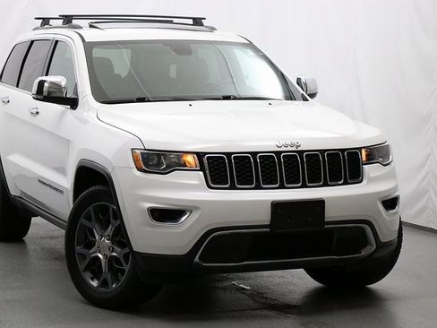 Used 2019 Jeep Grand Cherokee Limited image 2