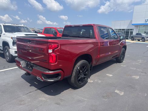 Used 2023 Chevrolet Silverado 1500 RST w/ Z71 Off-Road Package AWD/4WD image 4