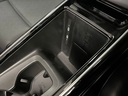 New 2026 Volkswagen ID.4 Pro S Plus AWD/4WD image 15