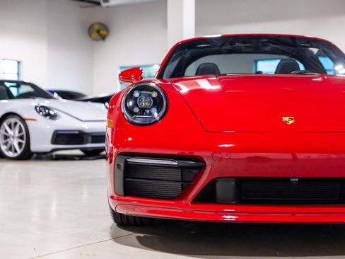 Used 2021 Porsche 911 Targa 4S Heritage Design AWD/4WD image 22