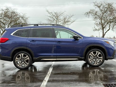 New 2026 Subaru Ascent Limited image 3