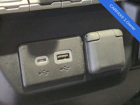 Used 2020 GMC Sierra 1500 Elevation w/ Elevation Value Package image 34