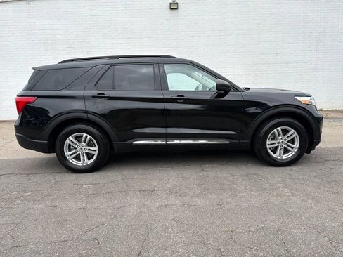 Used 2023 Ford Explorer XLT w/ Equipment Group 202A RWD image 1