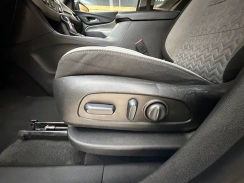 Used 2022 Chevrolet Equinox LT AWD/4WD image 26